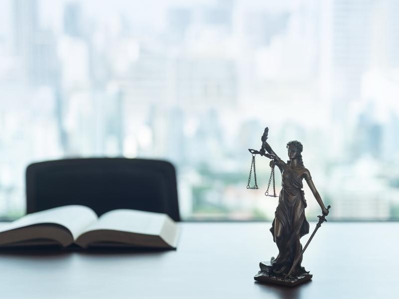 Desvendando Desafios Jurídicos na Negativa de Tratamento da Síndrome de Aase por Planos de Saúde