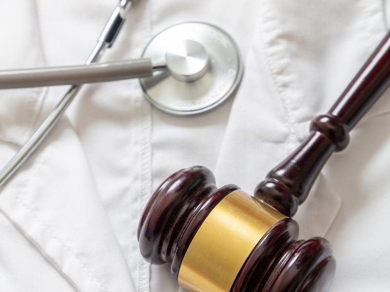 Erro Hospitalar e a Perda de Movimentos Motores: Quando a Justiça se Torna Necessária