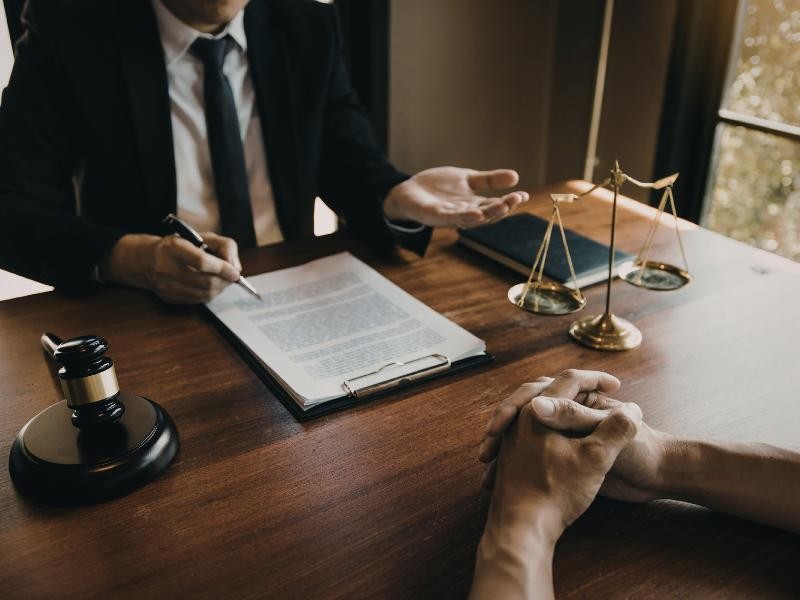 É Necessário Fazer uma Denúncia Formal para Investigar Negligência Médica?