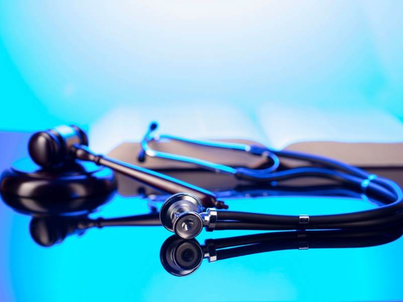 Erro Hospitalar com Perda de Estômago: Entenda Seus Direitos e Como Agir Diante da Negligência Médica
