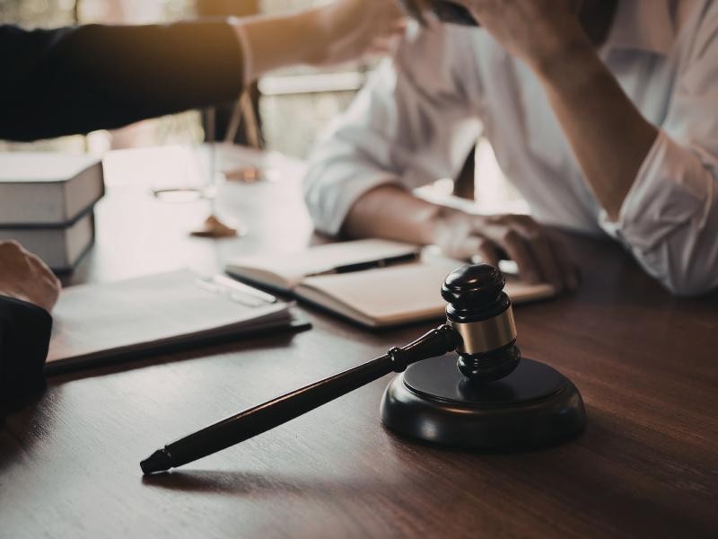 Qual Advogado Cuida da Área da Saúde?