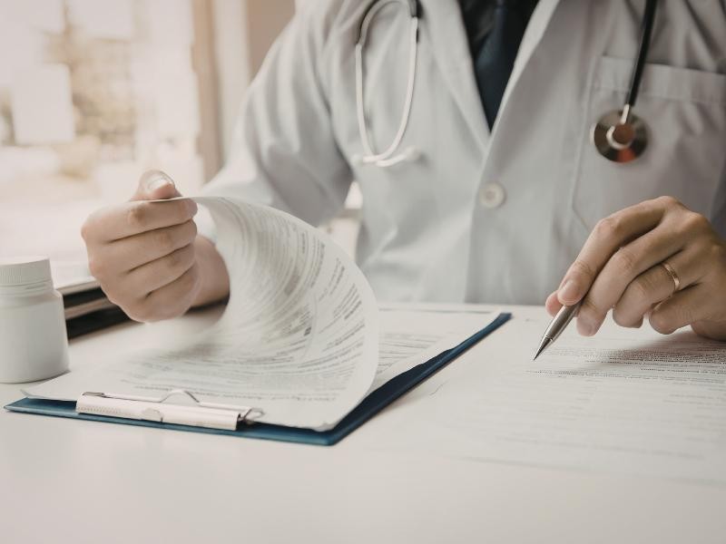 Qual O Papel do Médico na Solicitação de Medicamentos de Alto Custo?