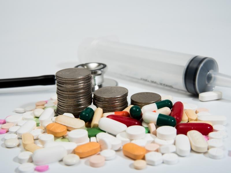 Como o STJ Lida com Casos de Judicialização de Medicamentos de Alto Custo?