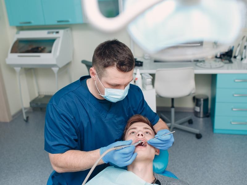 Erro Médico Clareamento Dental
